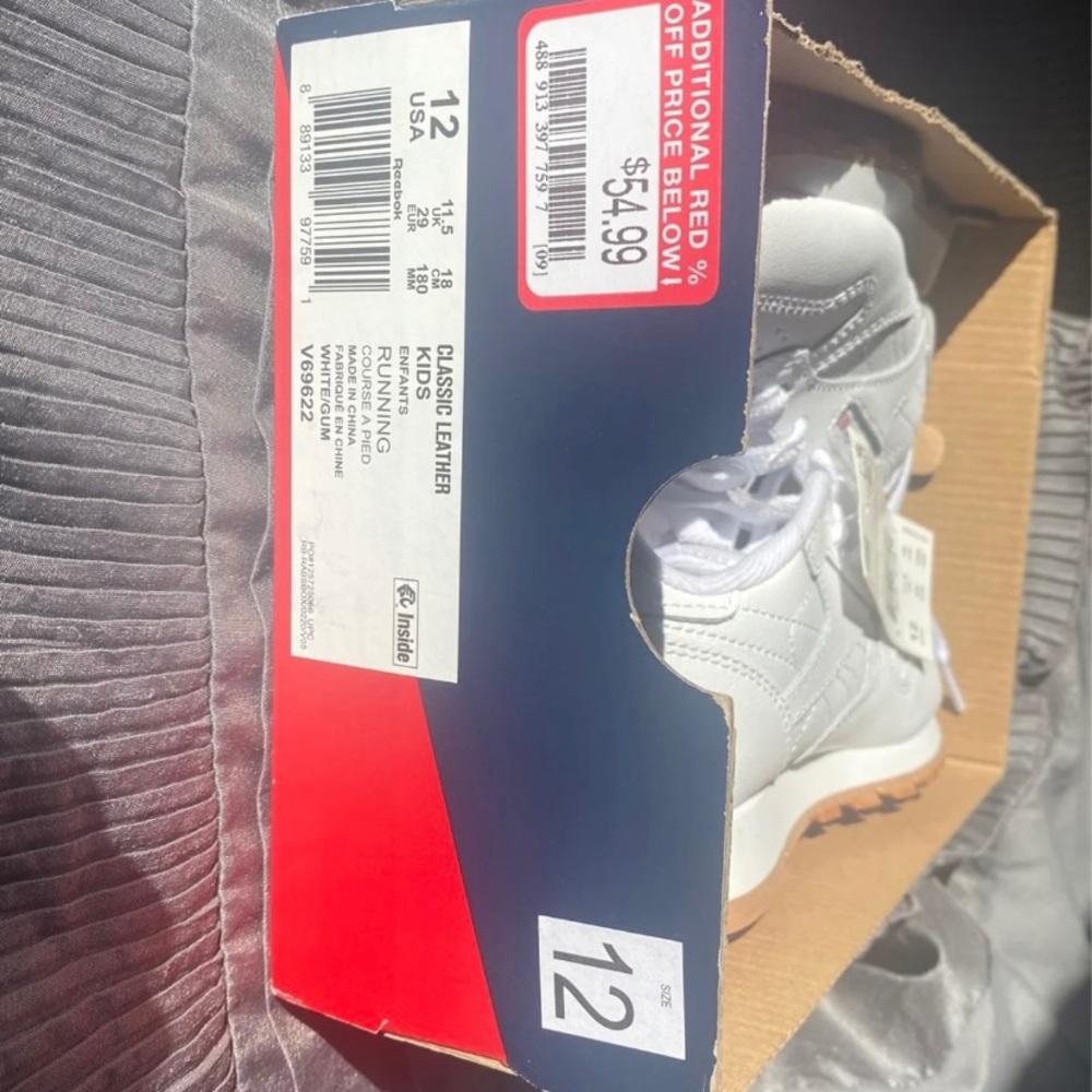 Reebok Classics Kids Size 12 White with gum bottom - Picture 2 of 3